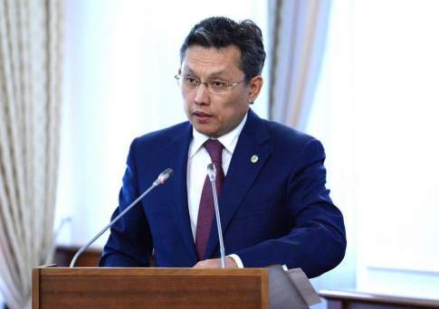 Глава минфина ознакомил сенаторов с исполнением республиканского бюджета за 2017 г. и управлением госдолгом