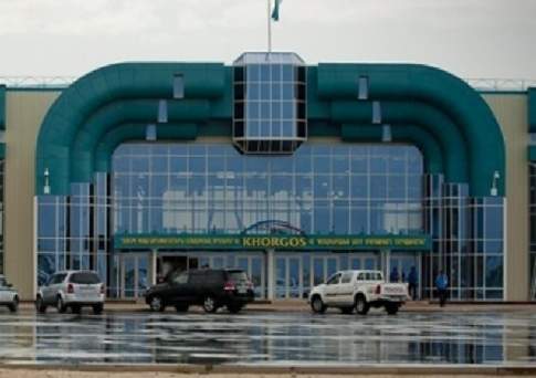 Почти 300 кг китайских лекарств без документов изъяли у казахстанца на «Хоргосе»