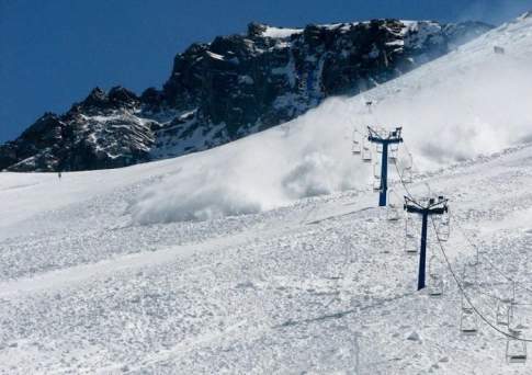 В районе горнолыжного курорта «Шымбулак» сошли две лавины