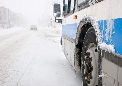 17 кыргызстанцев не могут выехать из Казахстана из-за выявленных в перевозящем их автобусе нарушений