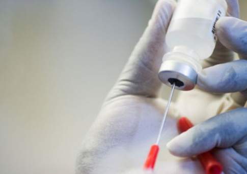 Снизить цены на вакцины от менингококковой инфекции в Казахстане поручил премьер