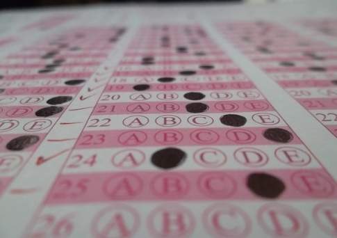 Первый день ЕНТ: 2277 казахстанских выпускников набрали меньше 50 баллов