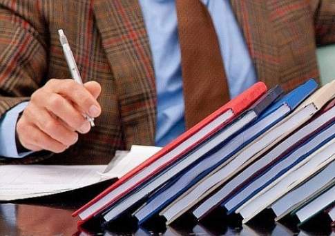 178 тысяч долларов присвоили мошенники в Алматы, обещая жертвам поступление в магистратуру и докторантуру