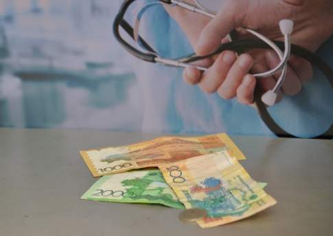 Отчисления в фонд социального медицинского страхования в ноябре составили 6,2 млрд тенге