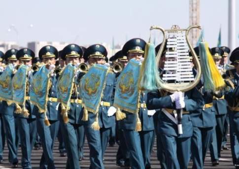 Более 300 единиц военной техники и порядка 80 единиц авиации задействуют в параде на 7 мая в Астане