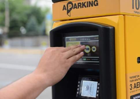 В Алматы открываются новые участки платной парковки с 1 ноября