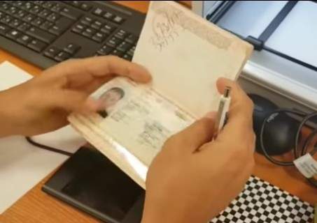 В аэропорту Алматы задержали 4-х граждан Ирака с поддельными паспортами
