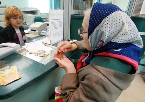 Повысить пенсии на 20% в 2017 году поручил Назарбаев