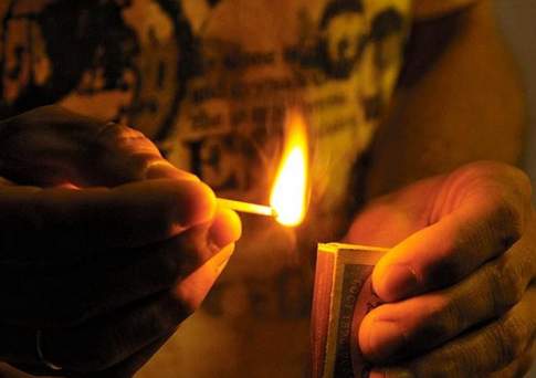 Серию умышленных поджогов расследуют в Актюбинской области