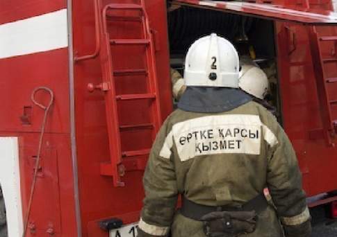 В Алматы произошел крупный пожар на рынке