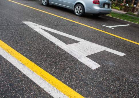 Водителей в Астане с 3 июня начнут штрафовать за выезд на спецполосу Вus Lane