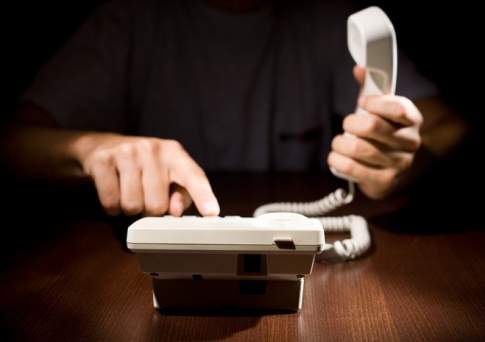 Дознавателю, звонившему подозреваемому в убийстве Тена, грозит увольнение