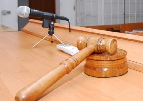 Приговор 11 похитителям нефти огласили в карагандинском суде