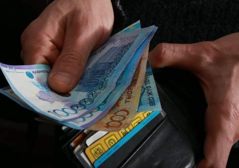 Никаких предпосылок для девальвации тенге в Казахстане нет – Назарбаев