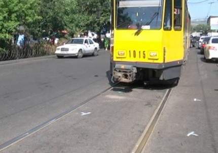 В Алматы в июне начнут демонтировать трамвайные рельсы