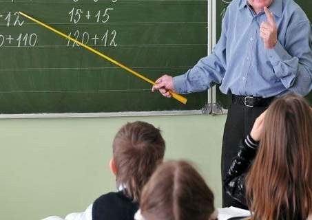 Разработать и принять закон о статусе педагогов поручил Назарбаев