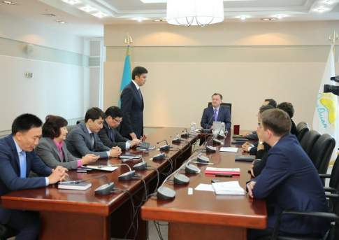 Аким Шымкента назначен секретарем партии "Нур Отан"