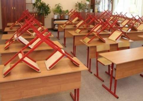 Прикрепить к стенам мебель, технику и инвентарь во всех организациях образования поручил аким Алматы в целях сейсмобезопасности