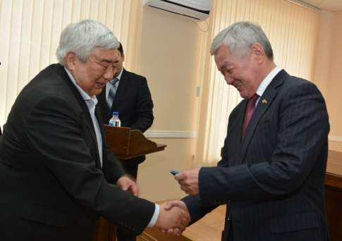 Да всю правду доложи!