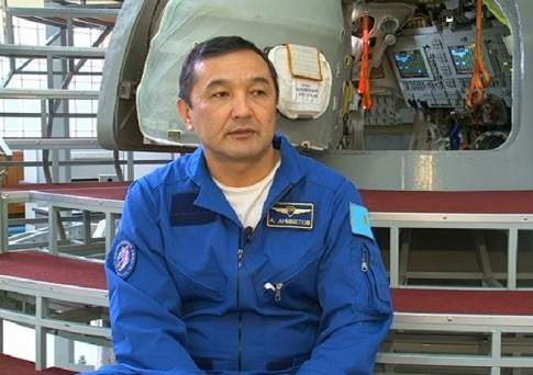 Звёзды чуть ближе, но всё так же холодны...