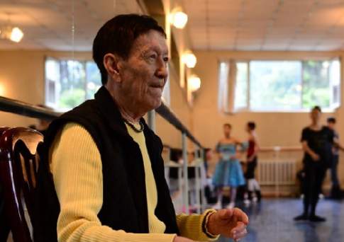 Взвейтесь, соколы, орлами!