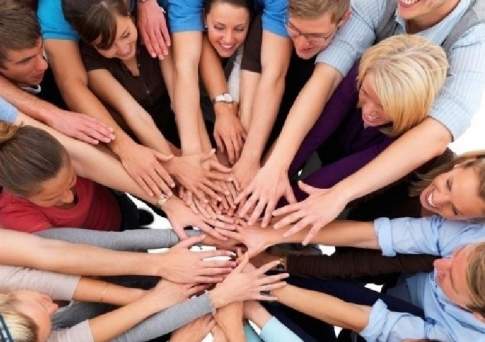 Молодым - во всем у нас подмога