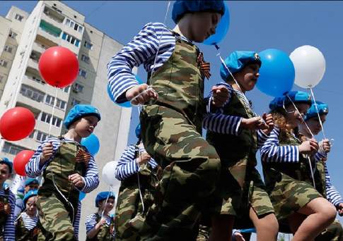 Страна цвета хаки,