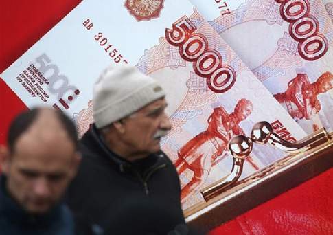 Ничего наличного, или Ограничат ли россиян в деньгах?