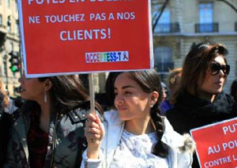 Суетитесь под клиентом!