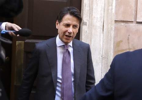 Уломали Конте