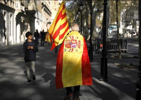 Двоевластие или независимость?