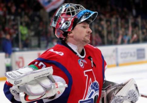 Здесь все свои