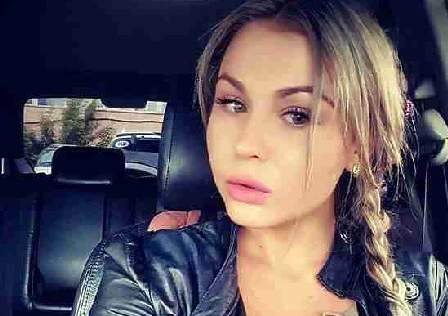 Девица не сдаётся