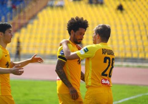 Кто-то теряет,  а кто-то находит...