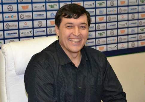 Юрий УТКУЛЬБАЕВ:В Казахстане все ждут, что же у этих чудаков получится?