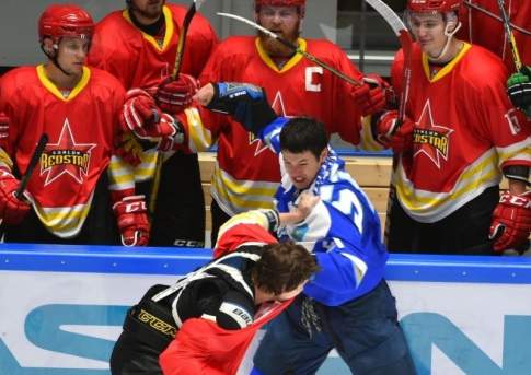 Крепкий орешек