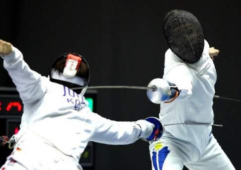 Атос, Портос и... Казахстан