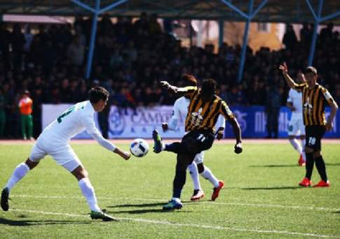 Каха переплыл Урал