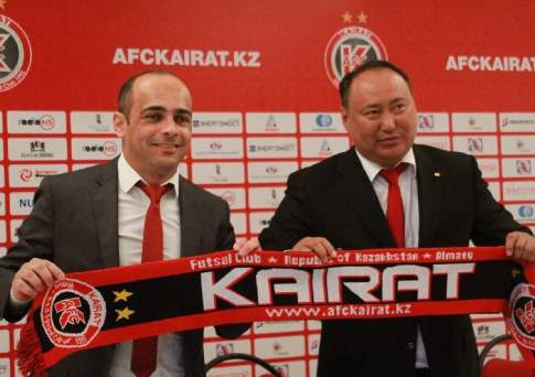 Кака: Хочу возглавить сборную Казахстана