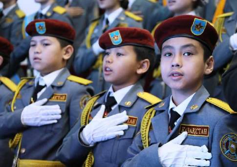 Когда поют солдаты