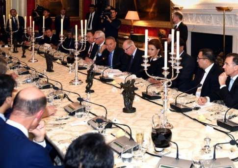 Приняли по-королевски