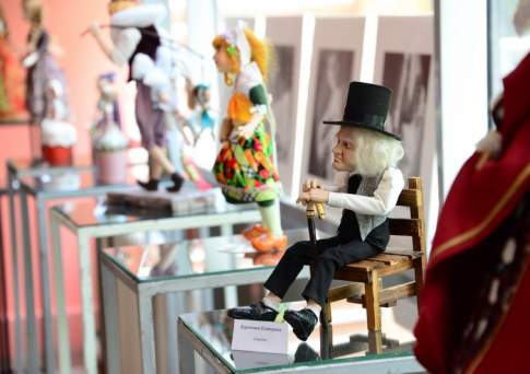 То ли куклы, то ли - люди