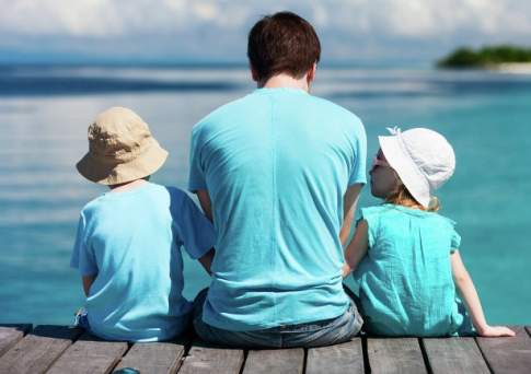 По ту сторону детского мира