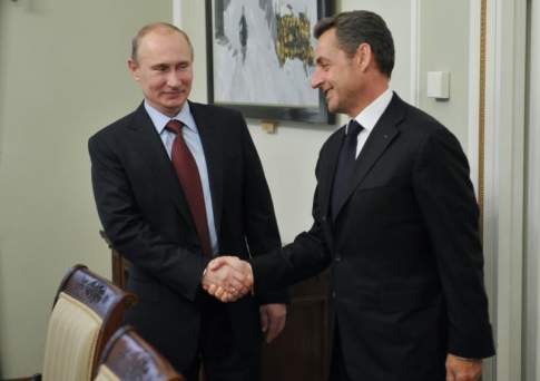 Николя - ко двору!