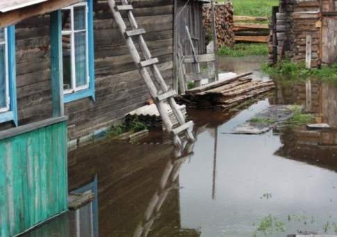 В воде по колено